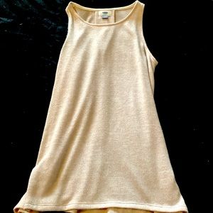 Old Navy super soft tank top in cream. Size Medium.